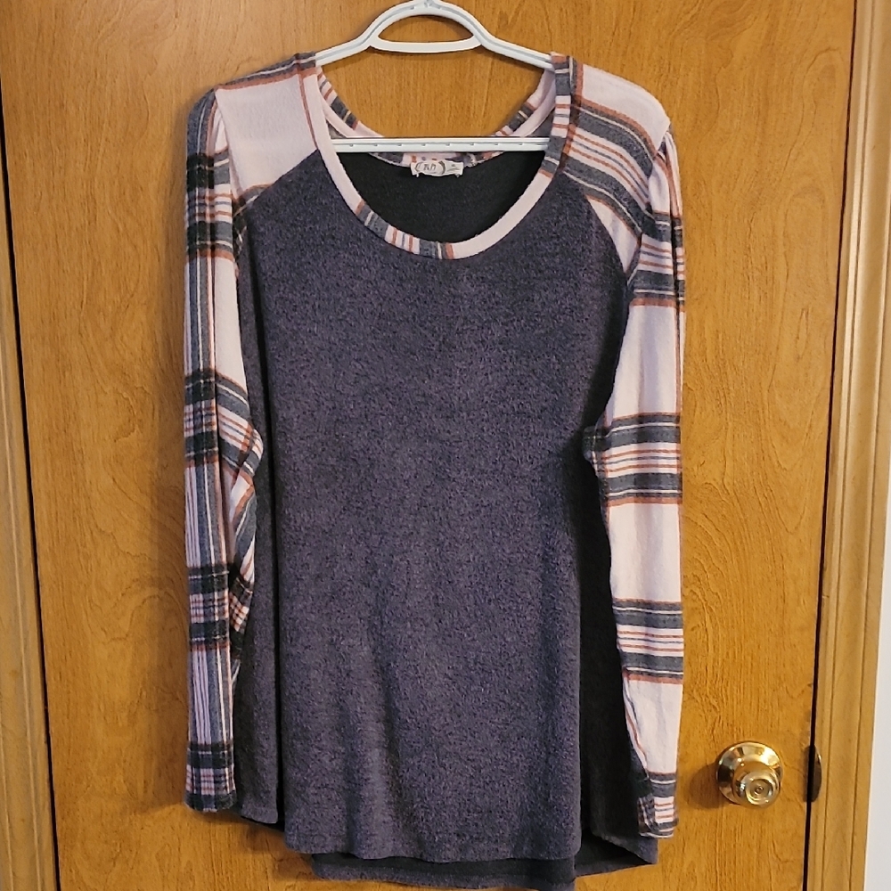Maurices Heathered Navy Sweatshirt with Plaid Sleeves